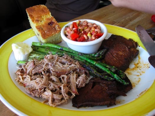 beachwood-bbq-combo-plate beachwood-bbq-combo-plate