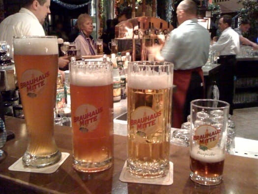brauhaus-mitte-hefeweizen-fest-bier-pils-and-dunkel brauhaus-mitte-hefeweizen-fest-bier-pils-and-dunkel