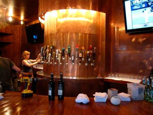 stout-copper-draught-beer stout-copper-draught-beer