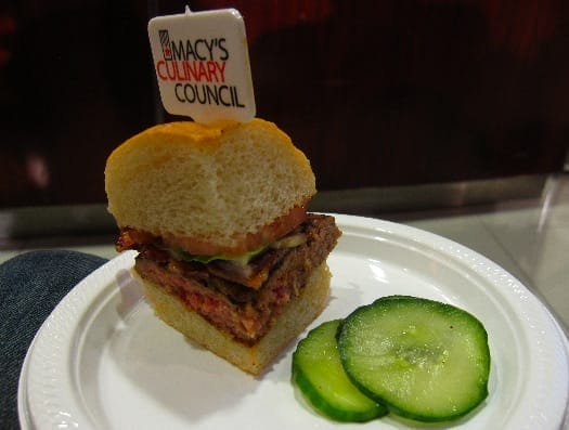 marcus-samuelsson-hamburger marcus-samuelsson-hamburger