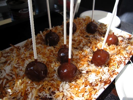 tammie-coe-cakes-chocolate-coconut-blitz tammie-coe-cakes-chocolate-coconut-blitz