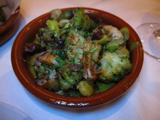 marche-moderne-cauliflower-with-olives marche-moderne-cauliflower-with-olives