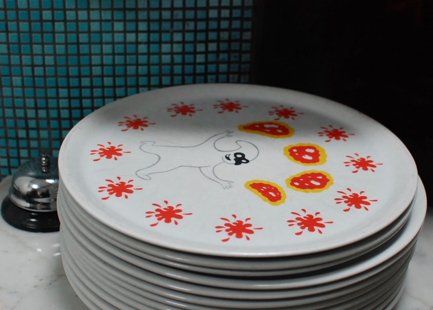 Una Pizza Napoletana Plates